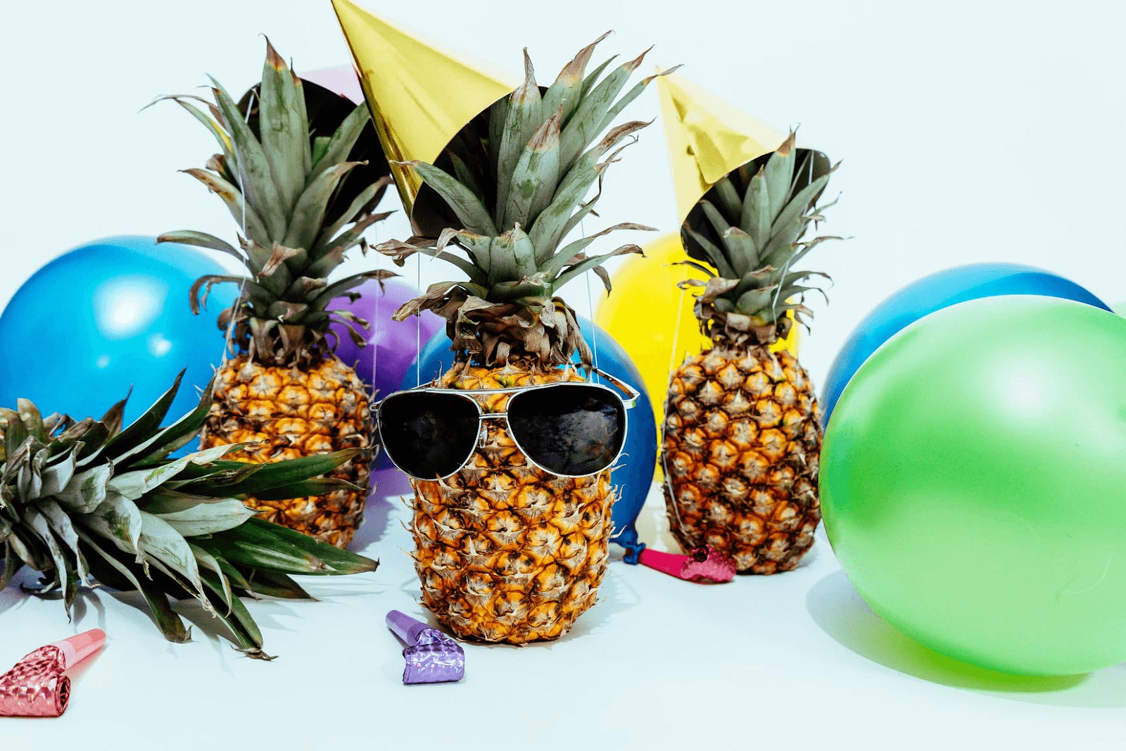 pineapple sunglasses party