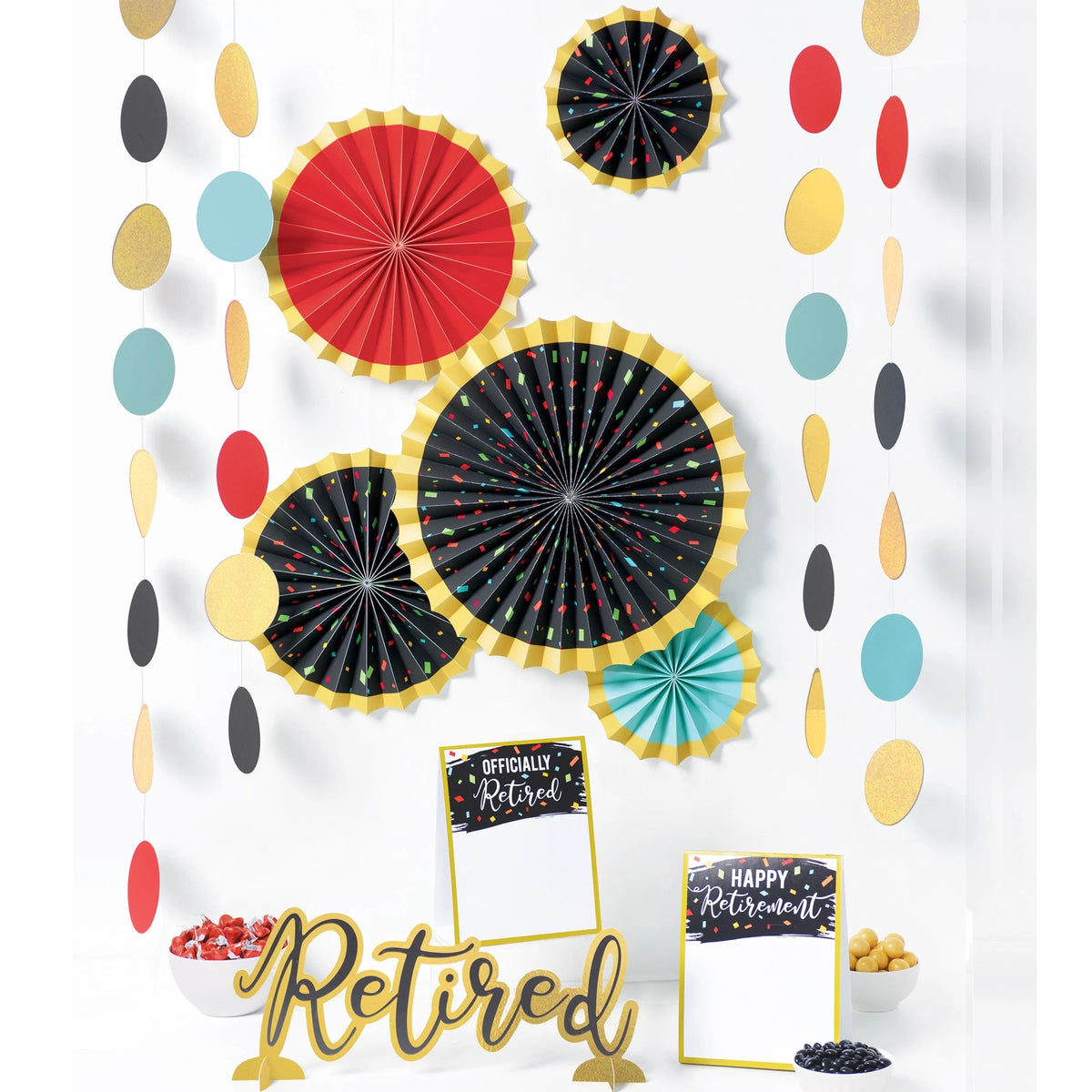 Officially Retired Room Decorating Kit