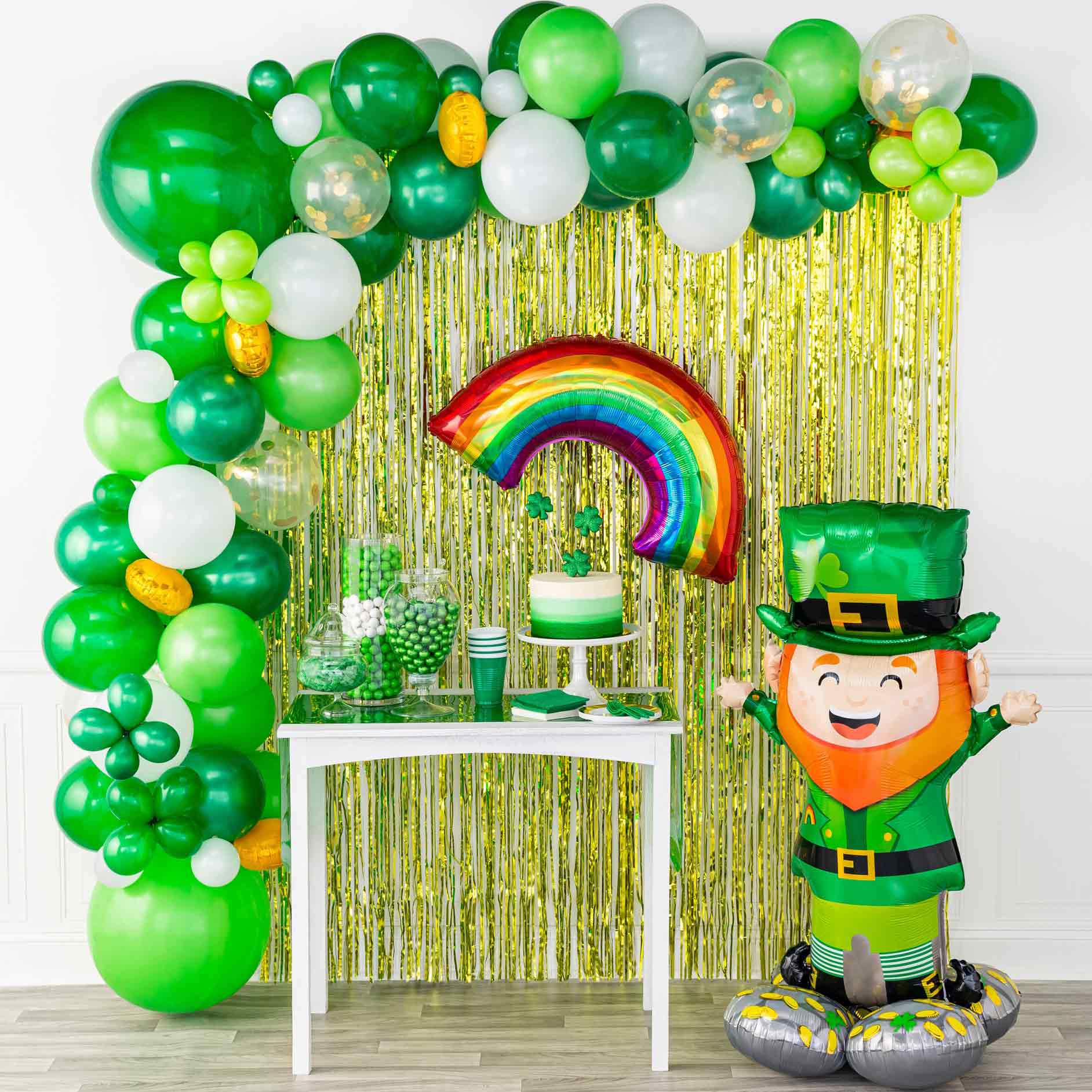 st patricks balloons with rainbows and leprechauns 