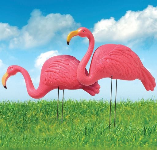 Amscan LUAU Flamingo Plastic Yard Stakes