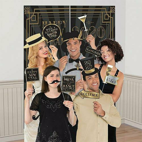 Amscan THEME Roaring 20s Scene Setter with Photo Booth Props