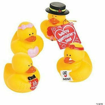 FUN EXPRESS TOYS Valentine Rubber Duckies with Display Card