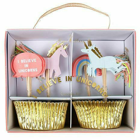 Meri Meri BOUTIQUE NAPKINS I Believe In Unicorns Cupcake Kit