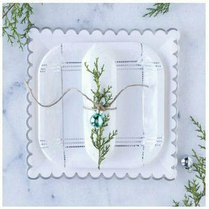 My Mind's Eye BOUTIQUE WINTER WHITE SCALLOPED 9" PAPER PLATES