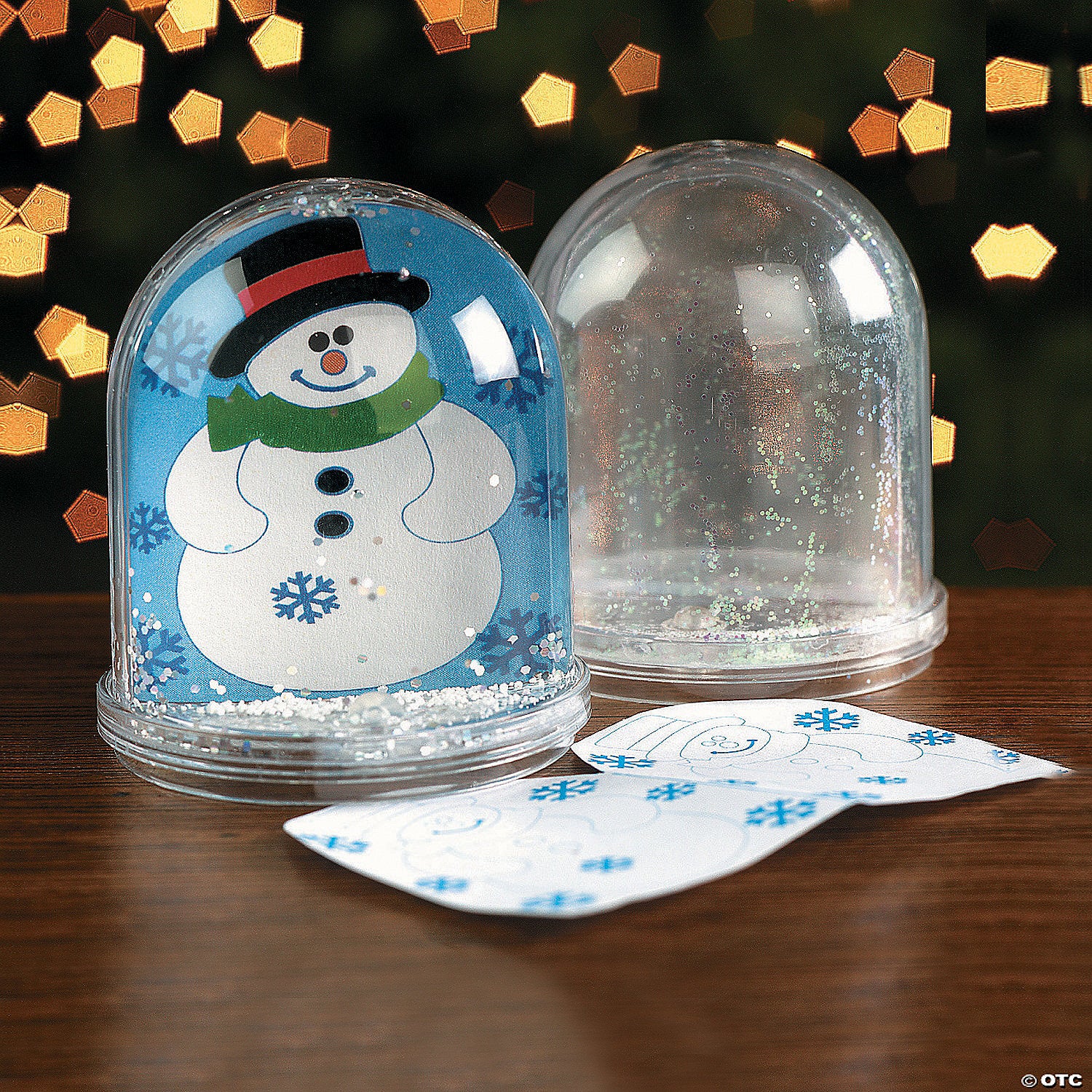 Plastic Color Your Own Snowman Snow Globes