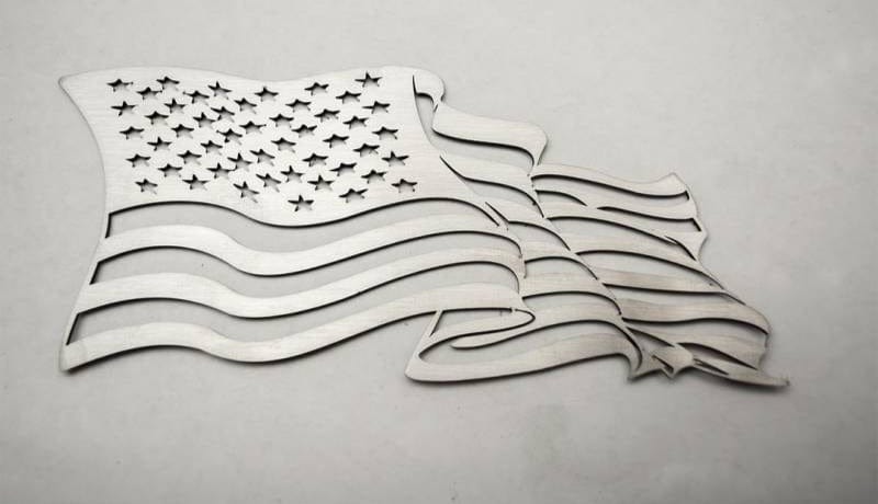 Ultimate Party Super Stores HOLIDAY: PATRIOTIC Tin Waving United States Flag Decoration